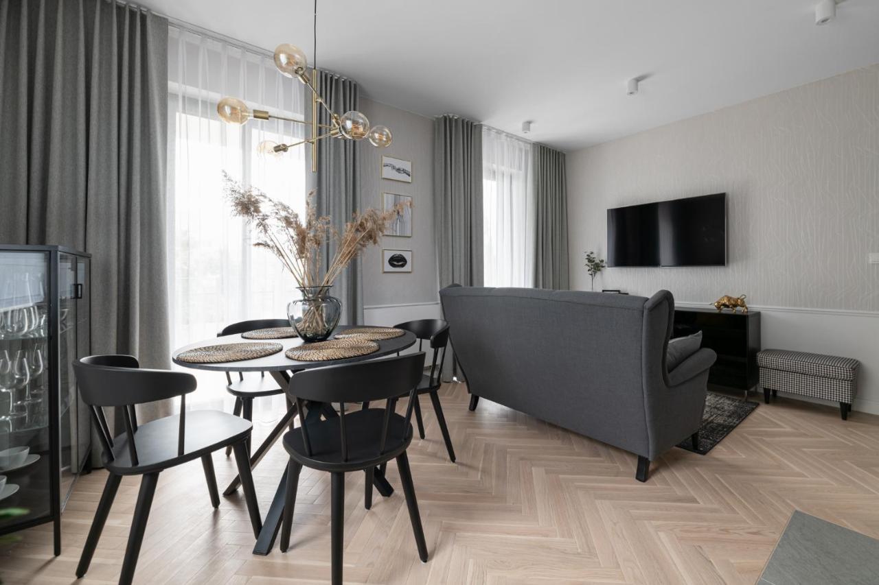 W Sercu Warszawy Apartamenty Varsavia Esterno foto