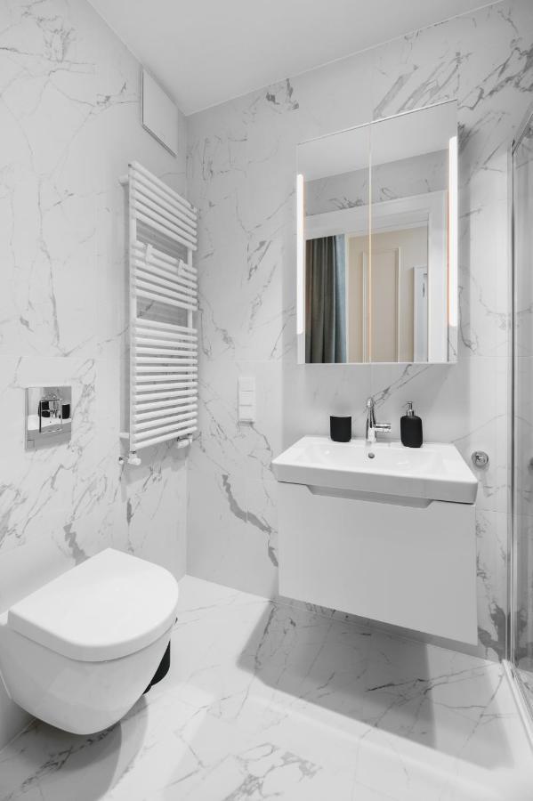 W Sercu Warszawy Apartamenty Varsavia Esterno foto