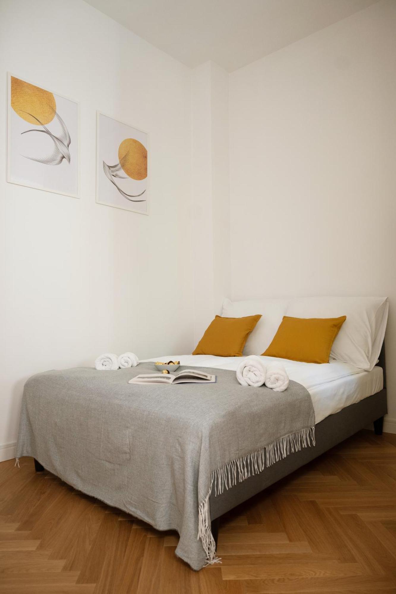 W Sercu Warszawy Apartamenty Varsavia Esterno foto